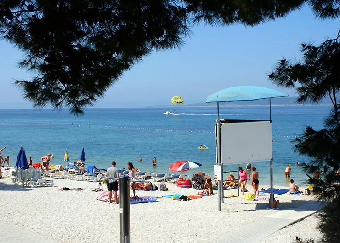 Konukevi With Wifi - Makarska - 23700 3*